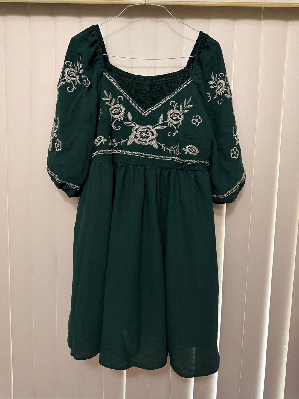 SHEIN Dark Green Embroidered Midi Dress